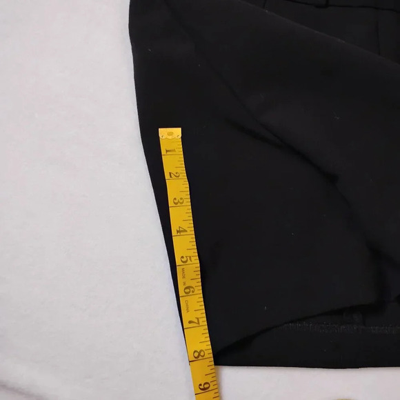 Banana Republic Solid Black Dress Shorts with Pockets, Size 8 - Picture 6 of 10